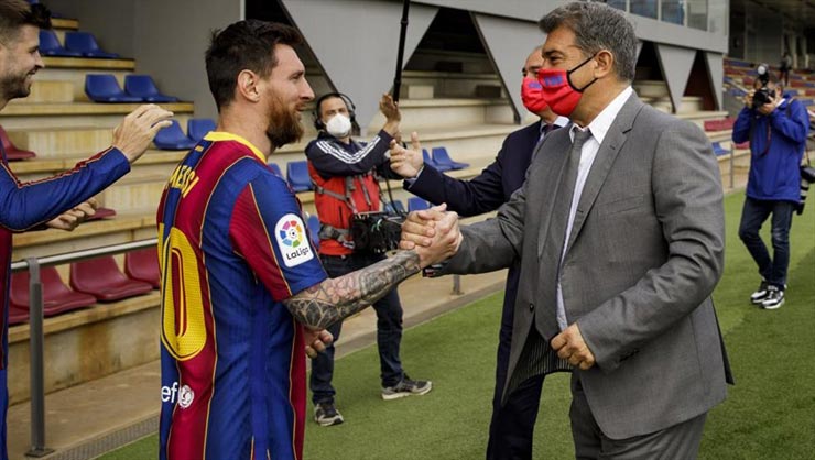 Messi không gia hạn hợp đồng, 2023 sẽ về Barca